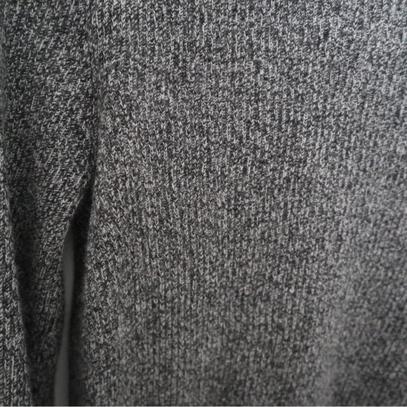 Babaton Column Size M Sweater (Fits like a small) - Picture 2 of 3